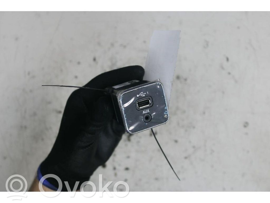 Multifunctional control switch/knob   53249959