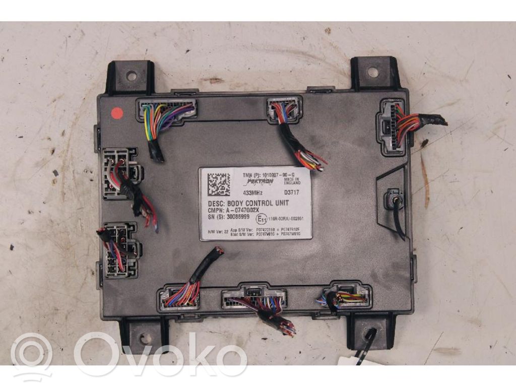 Tesla Model S Kiti valdymo blokai/ moduliai 