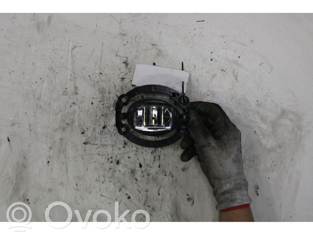 Luz de niebla delantera   68470159AA