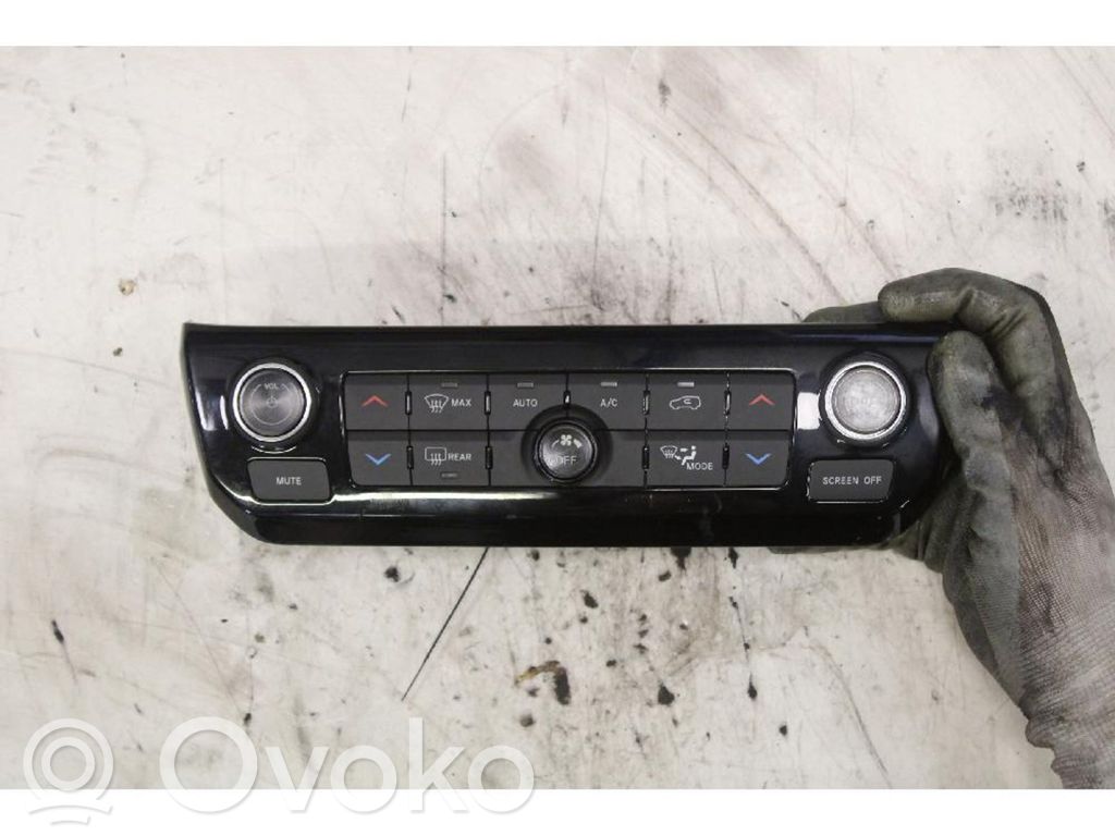 Jeep Compass Climate control unit 