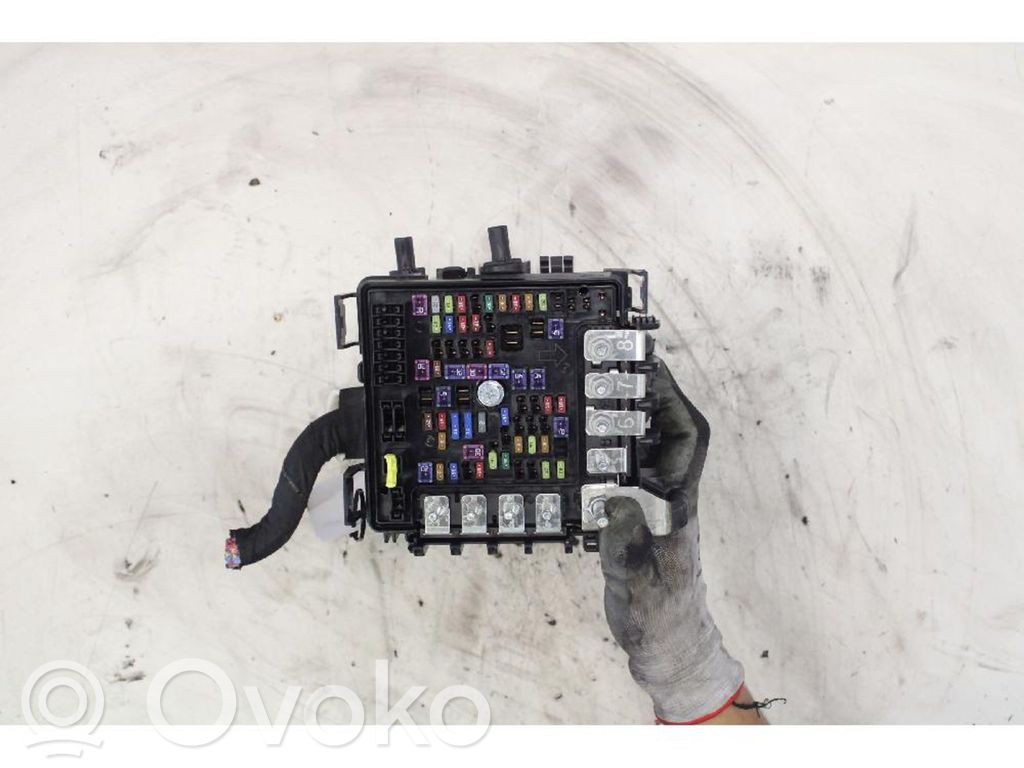 Jeep Compass Fuse module 