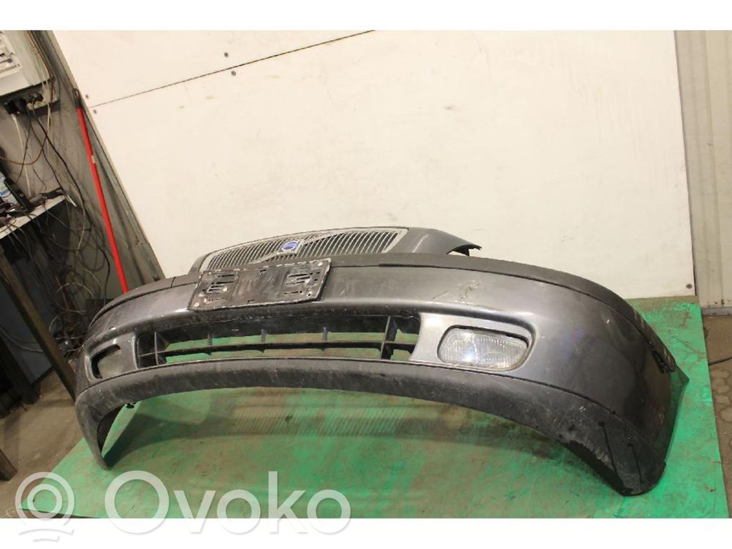 Volvo V70 Parachoques delantero 