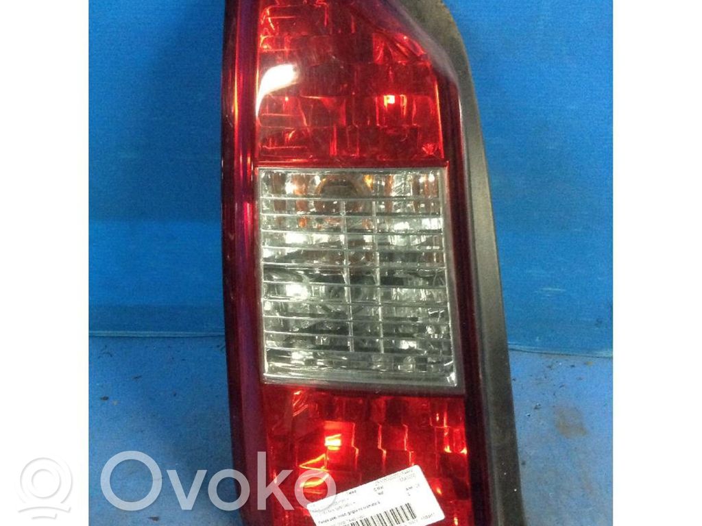 Fiat Idea Lampă spate în caroserie 