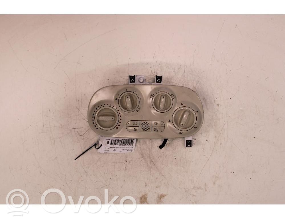 Fiat 500 Panel klimatyzacji 