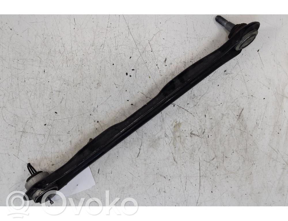 Alfa Romeo Stelvio Basculă superioară spate 