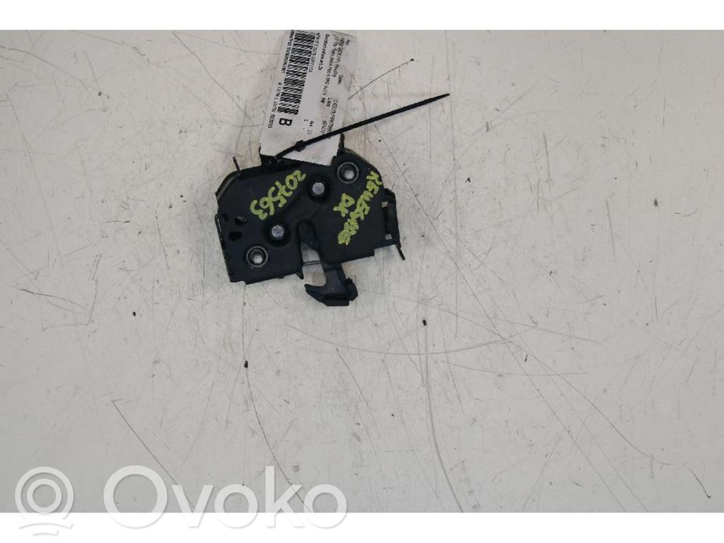 Tie down hook / loop   52144948
