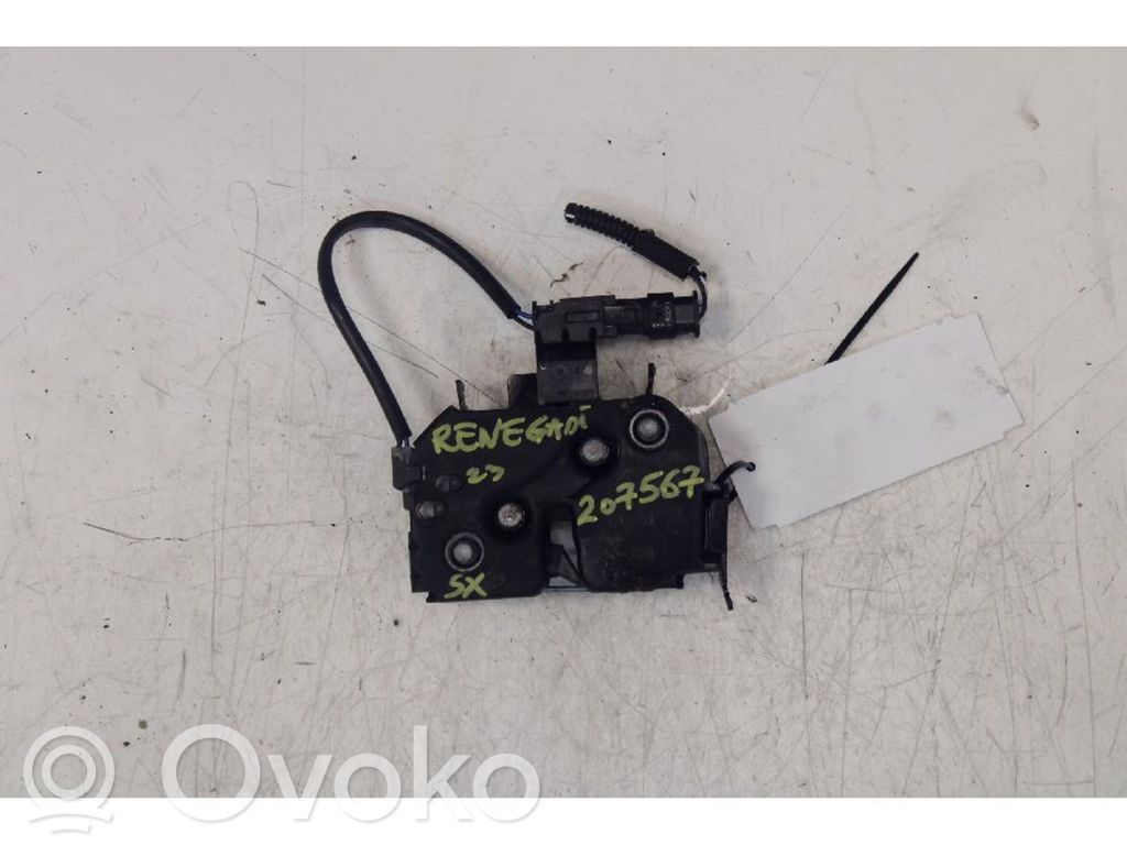Jeep Renegade Tie down hook / loop 