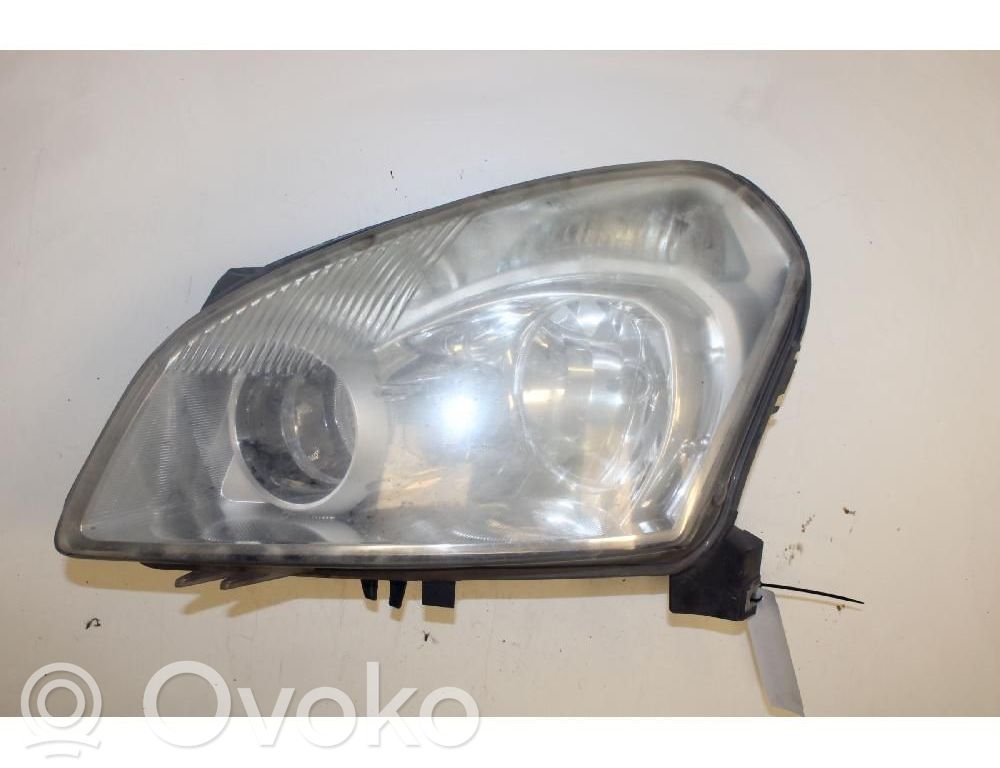 Nissan Qashqai+2 Faro/fanale 