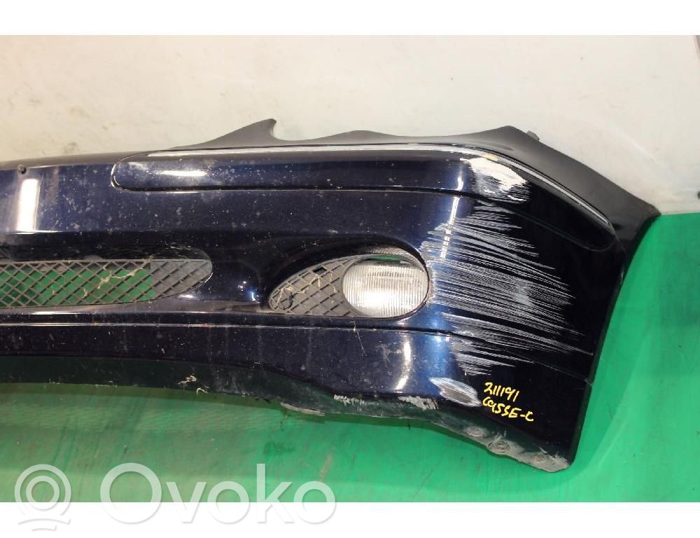 Mercedes-Benz C W203 Parachoques delantero