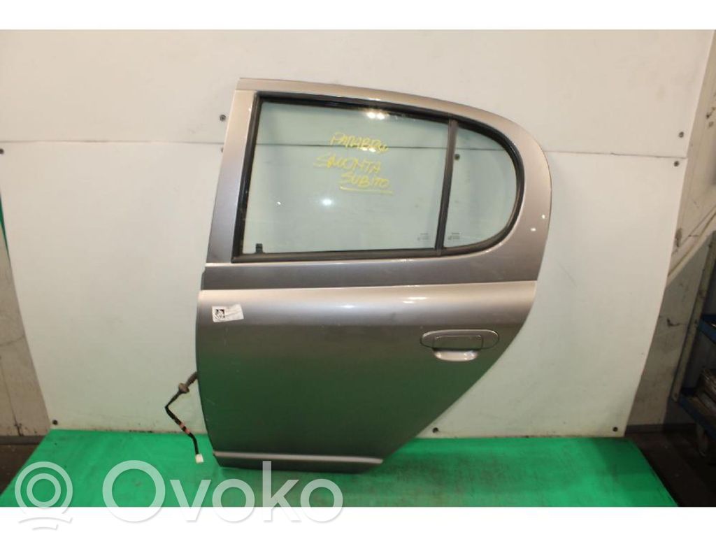 Toyota Yaris Puerta trasera 