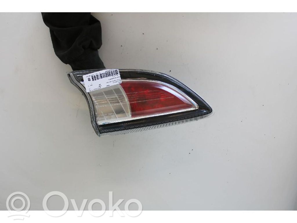 Mazda 3 II Lampă spate în capacul portbagajului