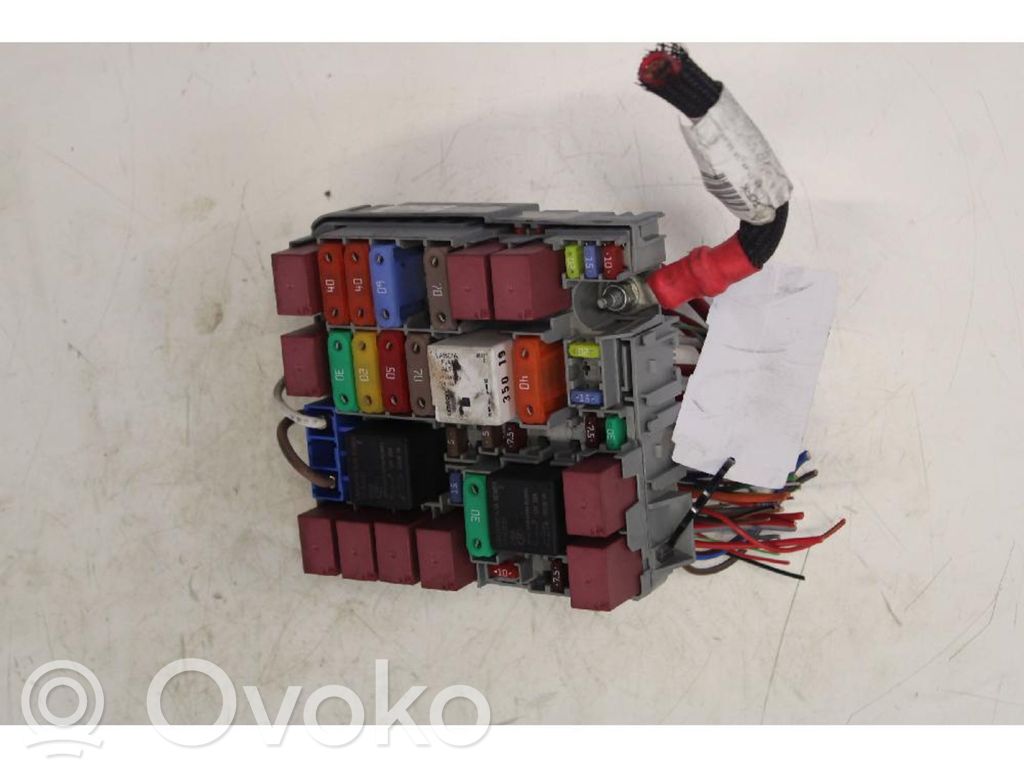 Módulo de fusible   52028777