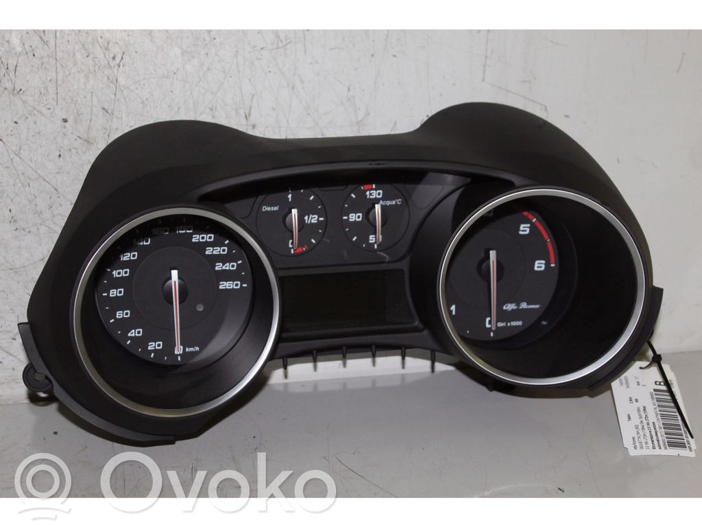 Alfa Romeo Giulietta Velocímetro (tablero de instrumentos) 