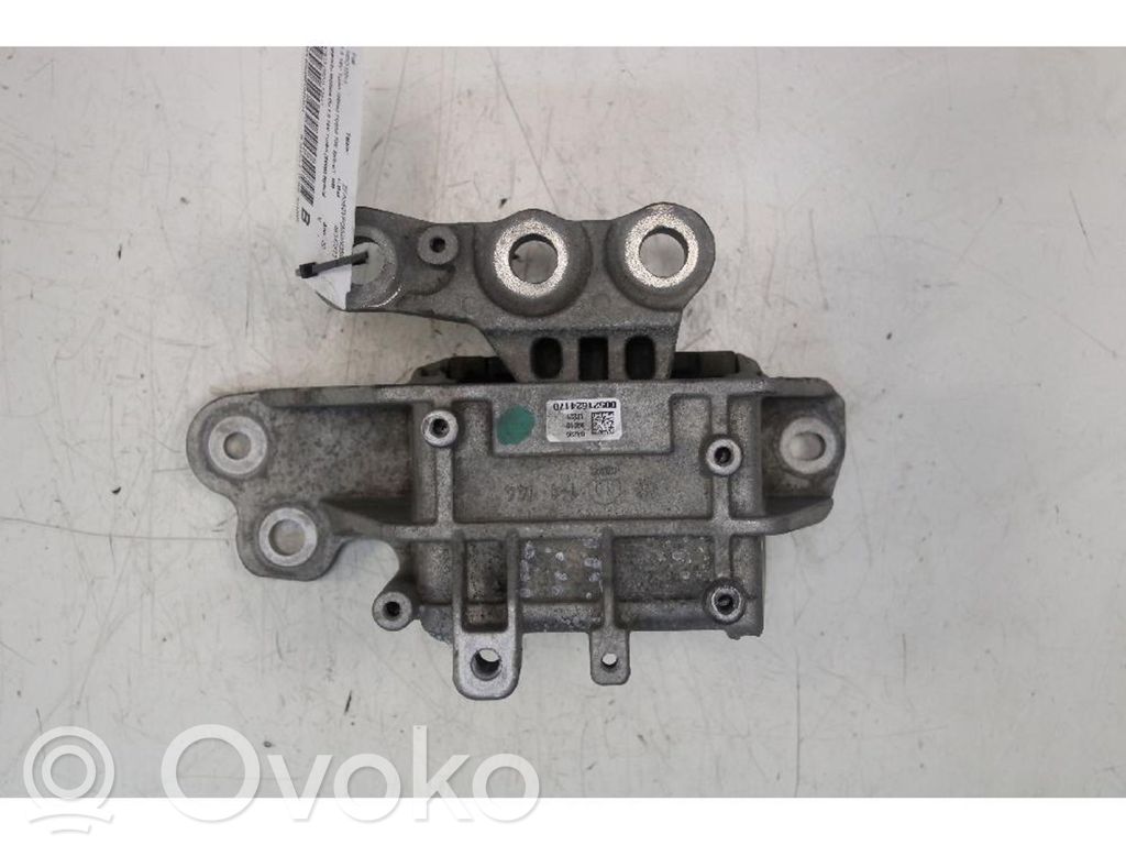 Engine mount bracket   52162417