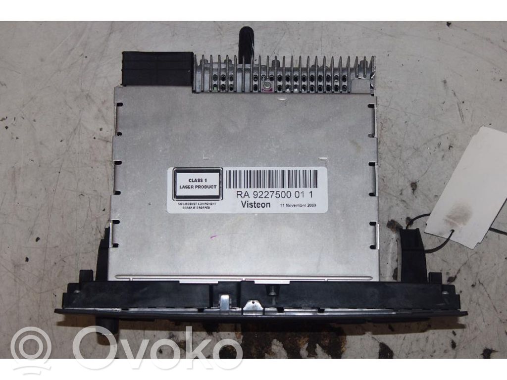 Radio/CD/DVD/GPS-pääyksikkö   9227500