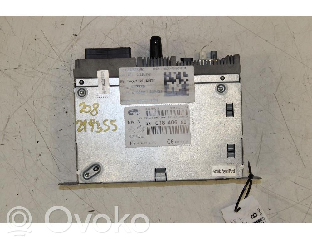 Peugeot 208 I Unité principale radio / CD / DVD / GPS 