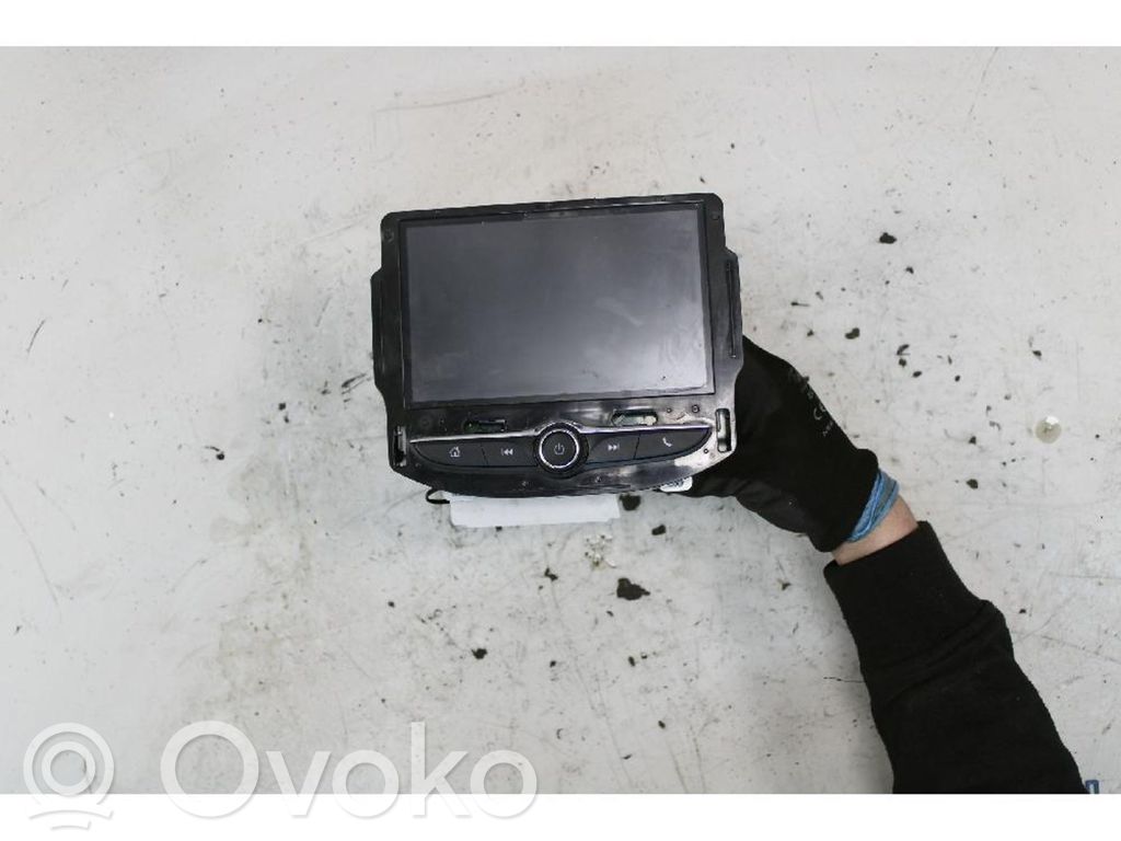 Radio / CD-Player / DVD-Player / Navigation   425180250,42518020