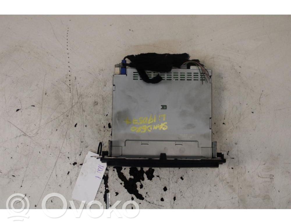 Dacia Sandero II Unitate principală radio/CD/DVD/GPS 
