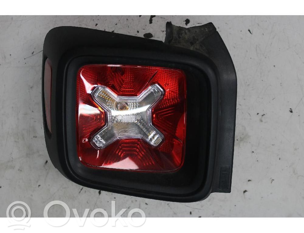 Jeep Renegade Lampă spate în caroserie 