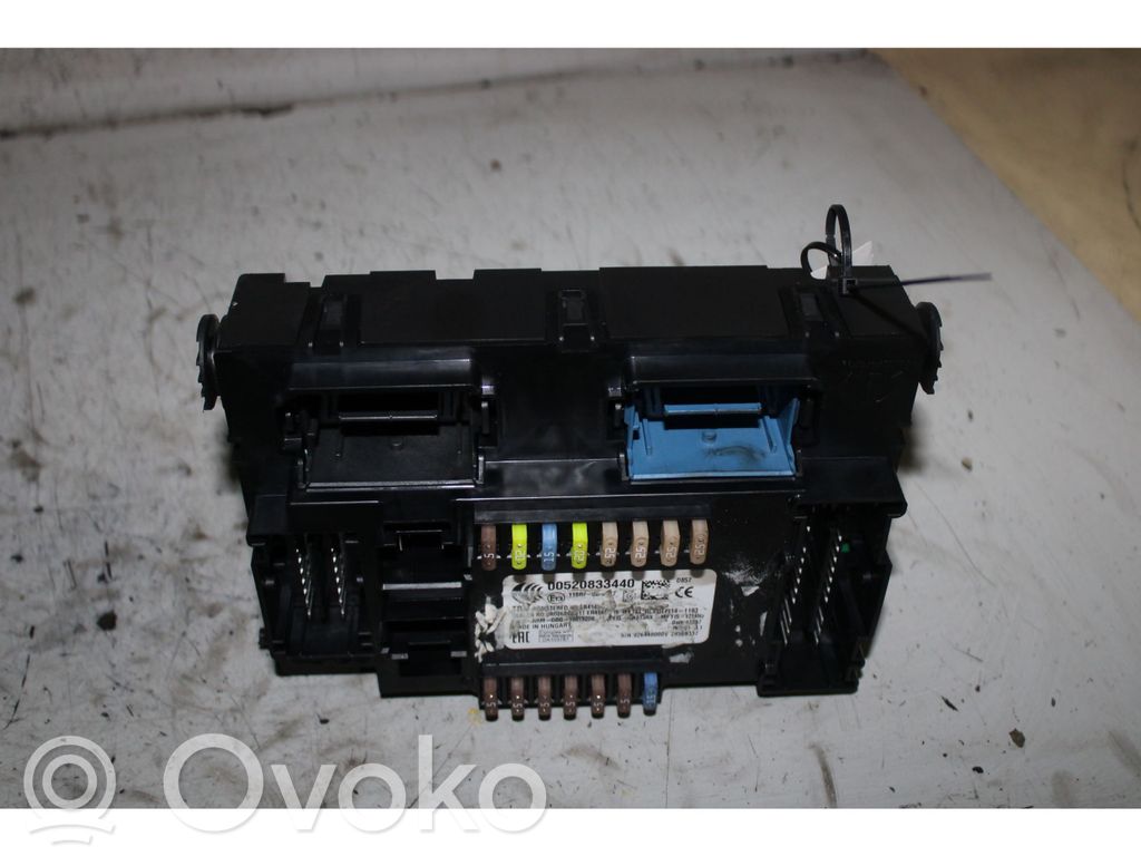 Módulo de fusible   00520833440