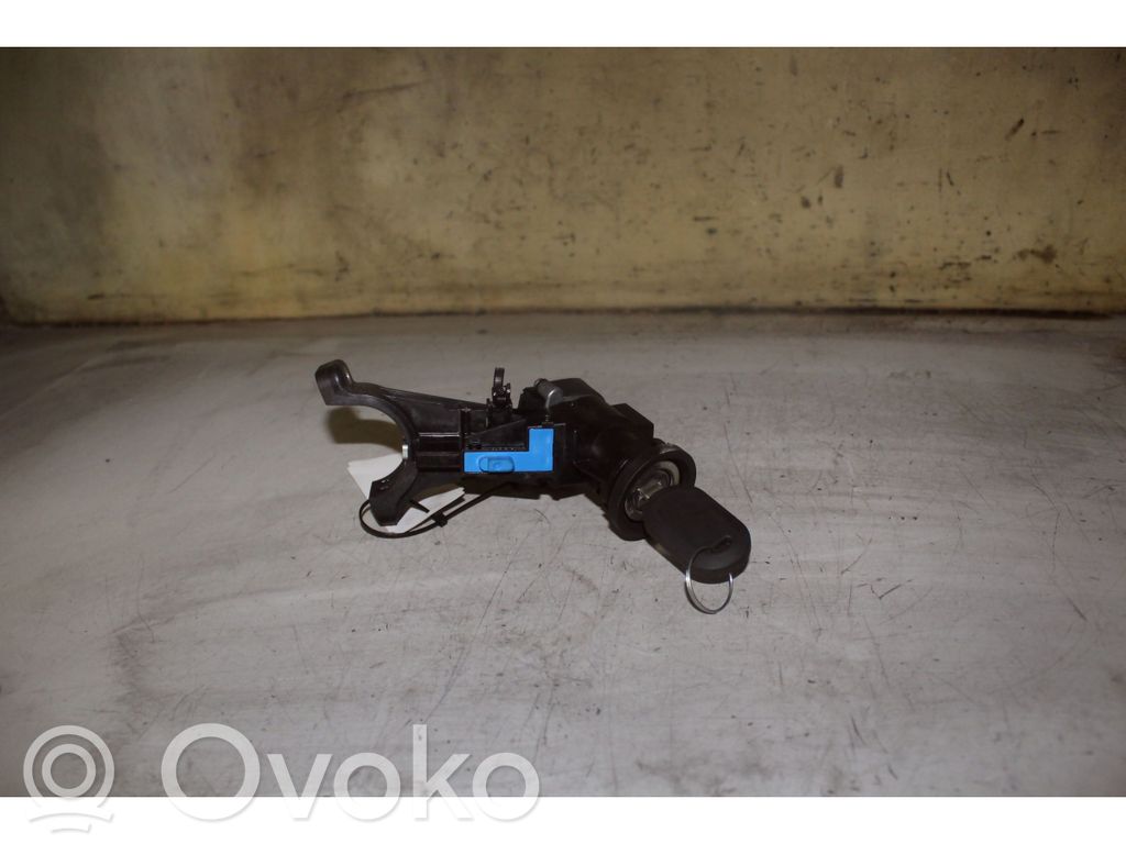 Fiat 500L Contact aprindere 