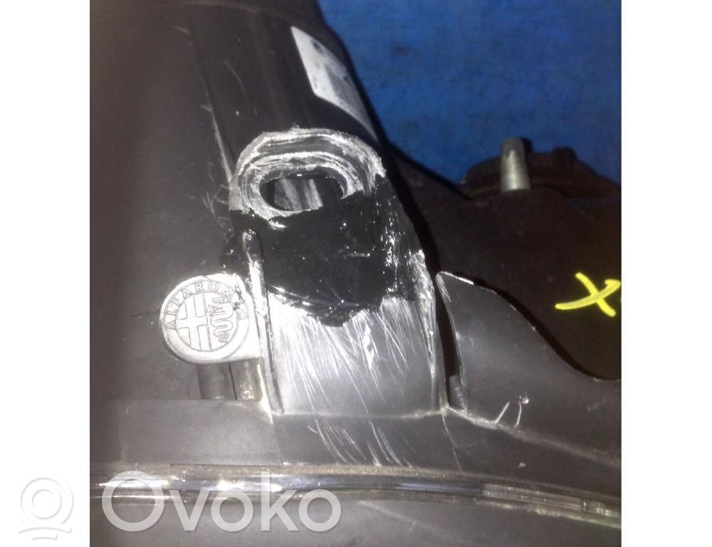 Headlight/headlamp   60682088
