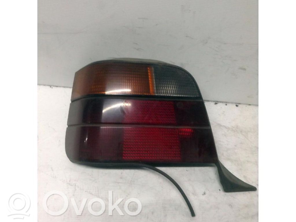 Rear/tail lights   8371941