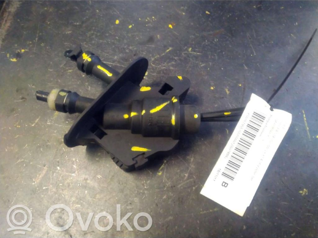Ford Fiesta Główny cylinder sprzęgła 