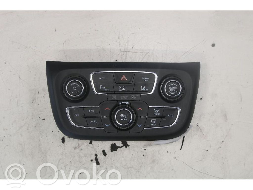 Climate control unit   60928133