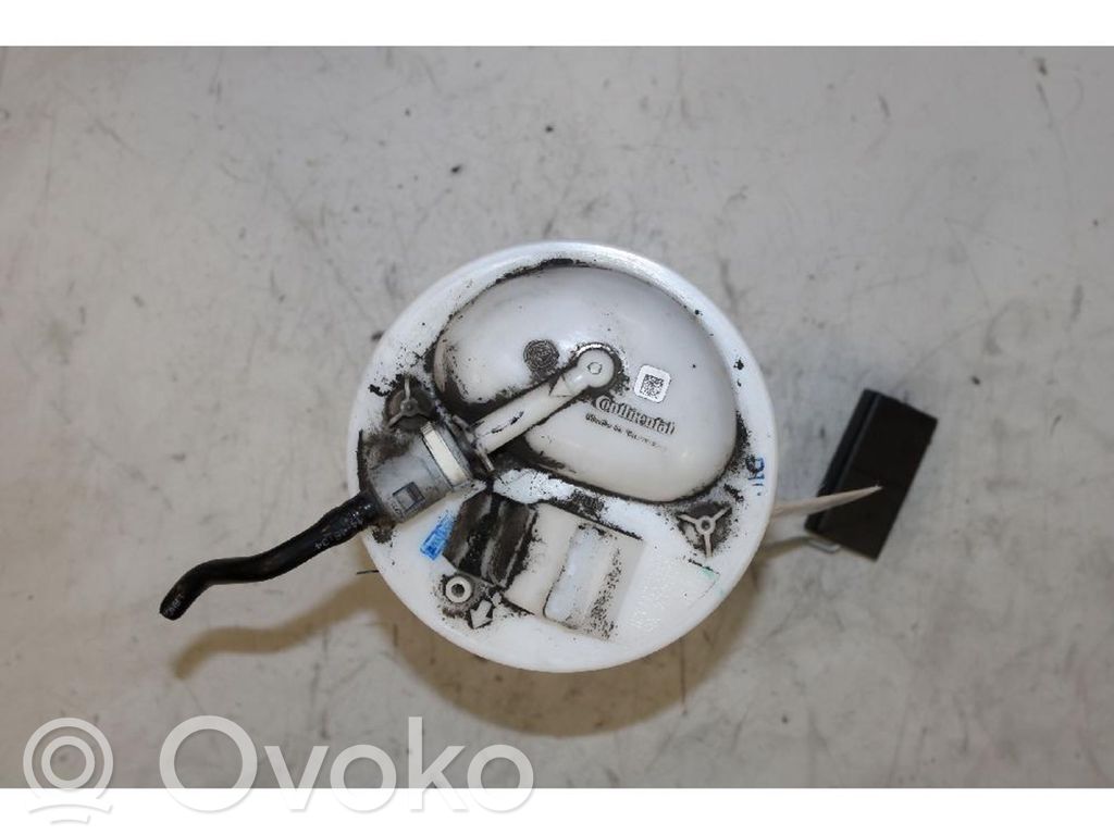 Bomba interna de combustible