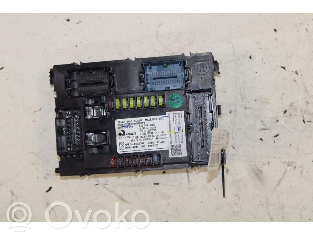 Fuse module   P68409791AC