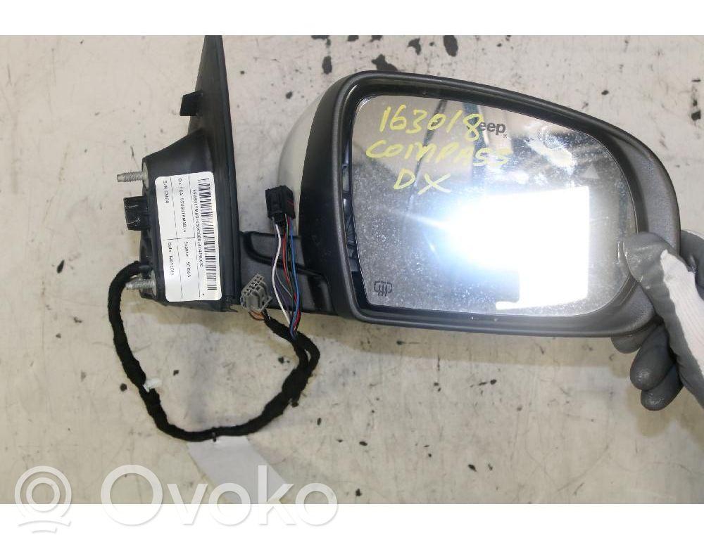 Jeep Compass Etuoven sähköinen sivupeili 