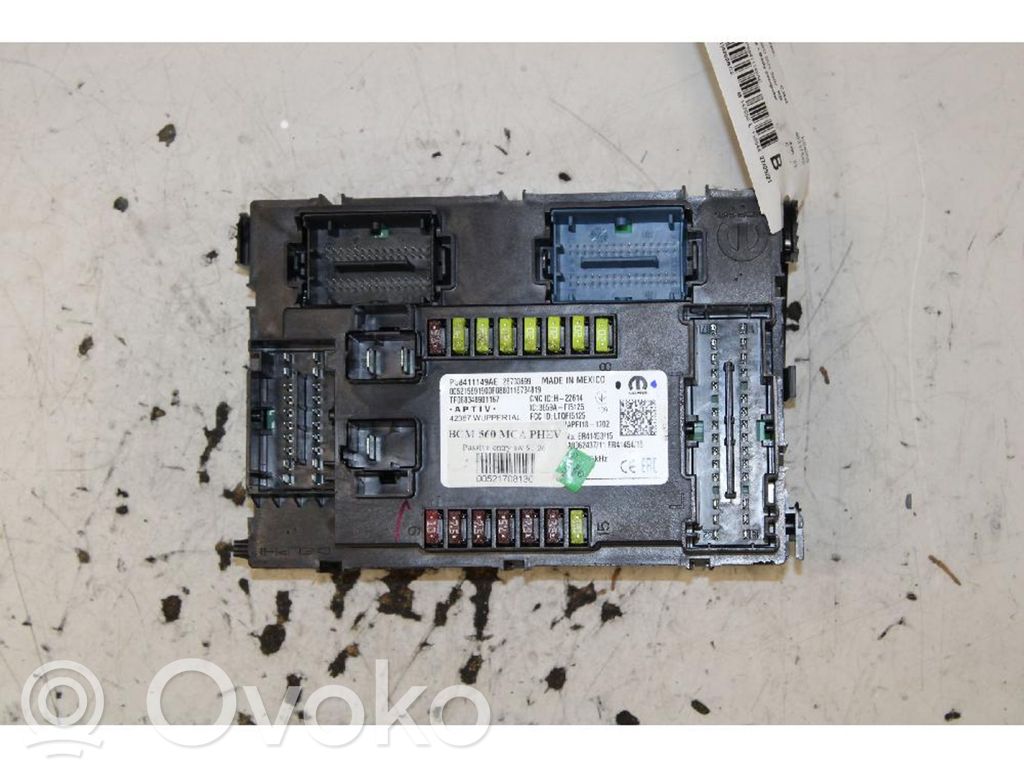 Fuse module   P68411149AE