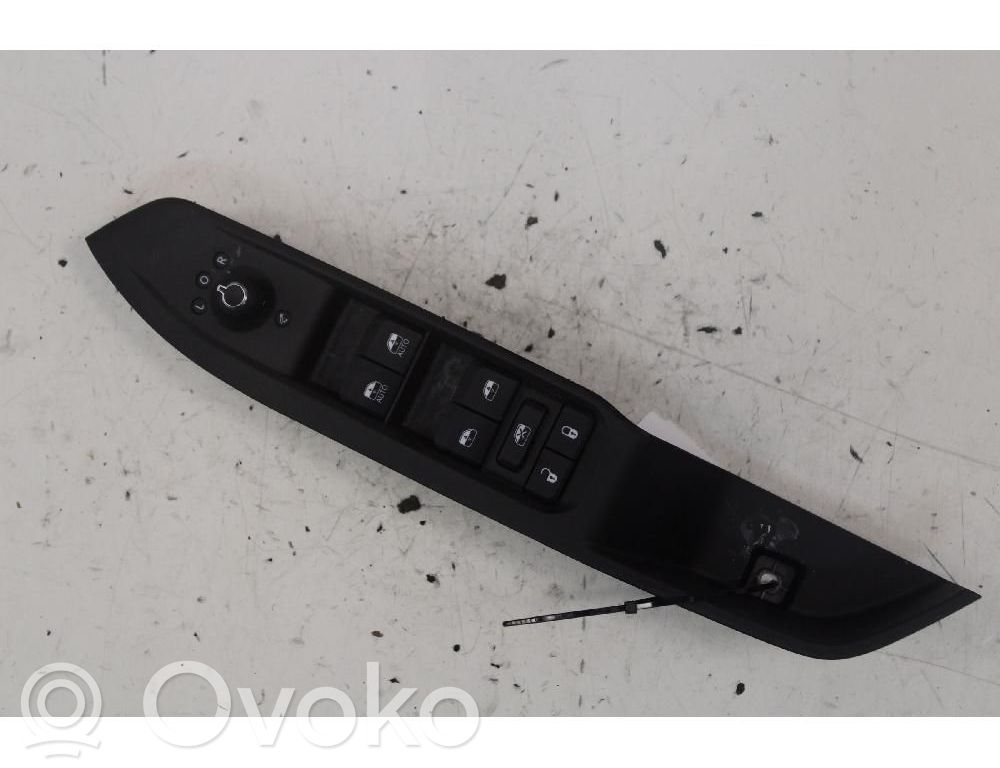 Jeep Compass Electric window control switch 