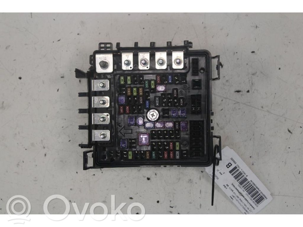 Jeep Compass Fuse module 