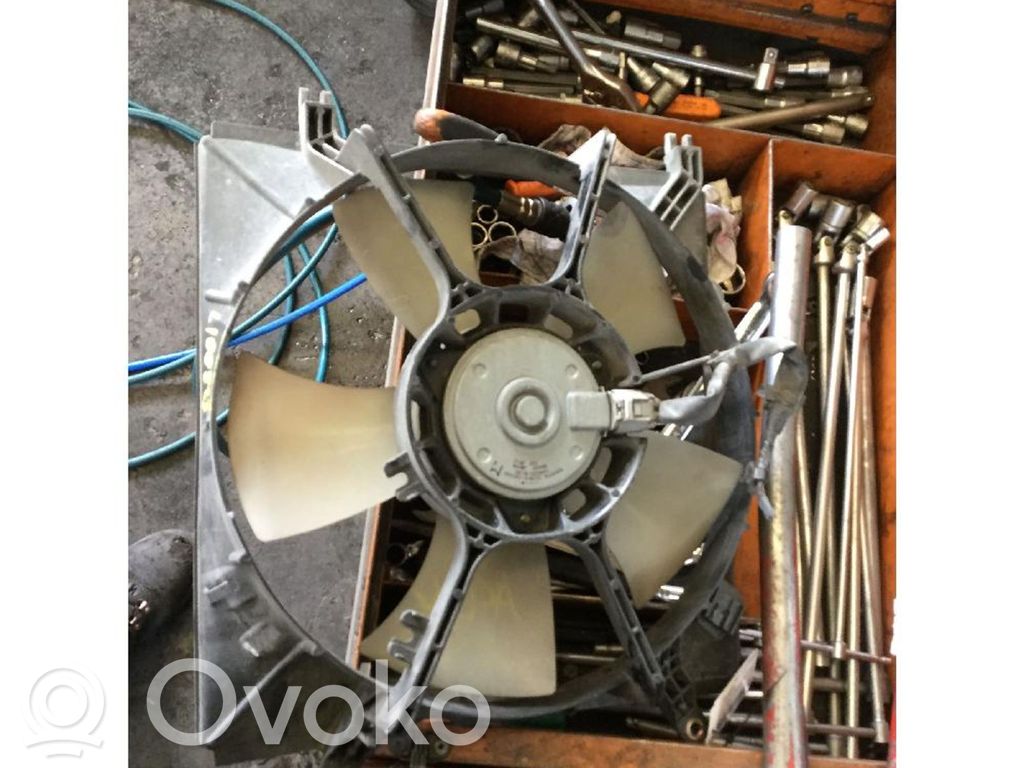 Toyota RAV 4 (XA20) Elektryczny wentylator chłodnicy 