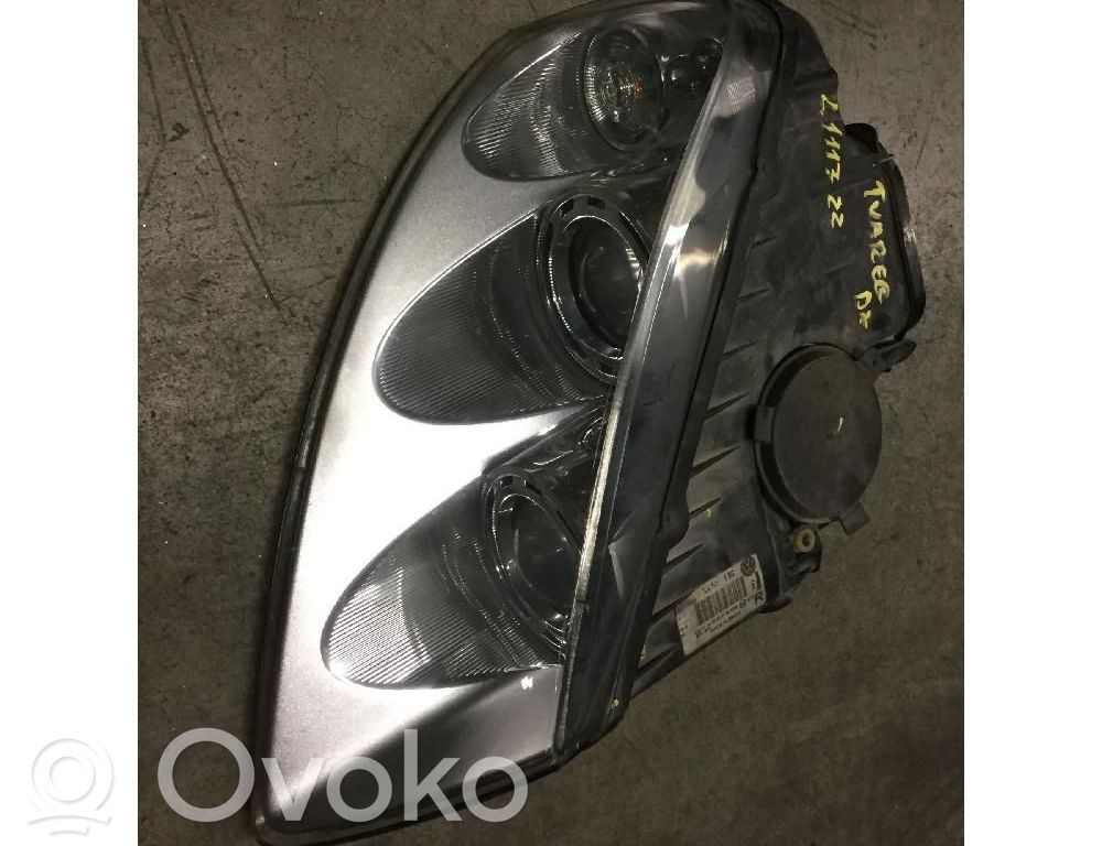 Volkswagen Touareg I Far