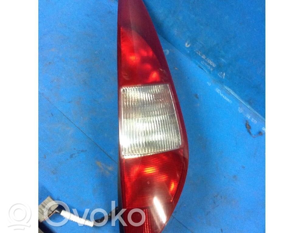 Ford Mondeo Mk III Lampa tylna 