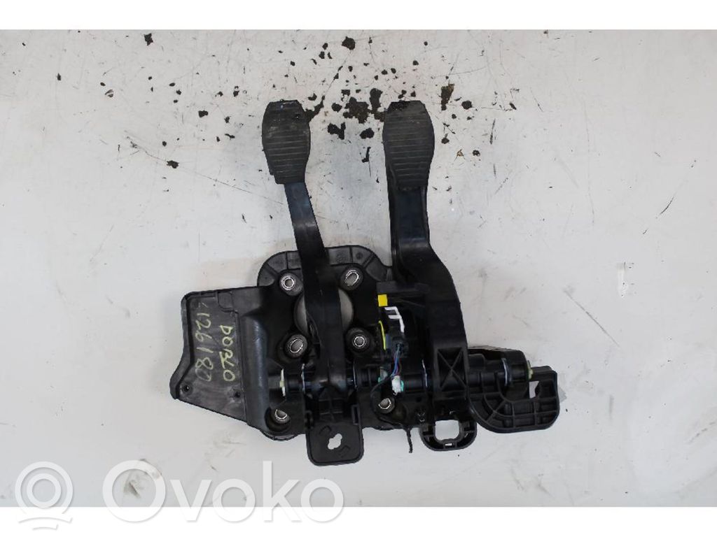Fiat Doblo Assemblage pédale 
