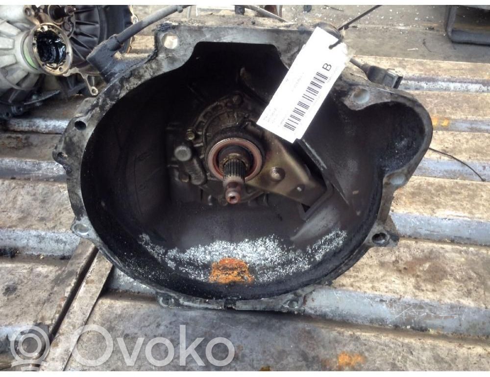 Hyundai H-1, Starex, Satellite Manualna 5-biegowa skrzynia biegów
