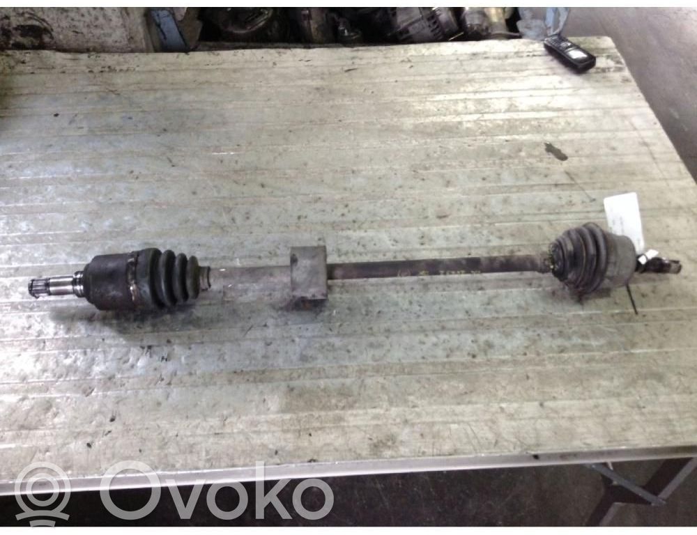 Fiat Punto (188) Semiasse anteriore 