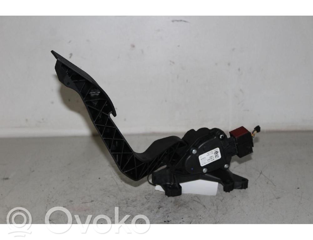 Sensor de posición del pedal del acelerador