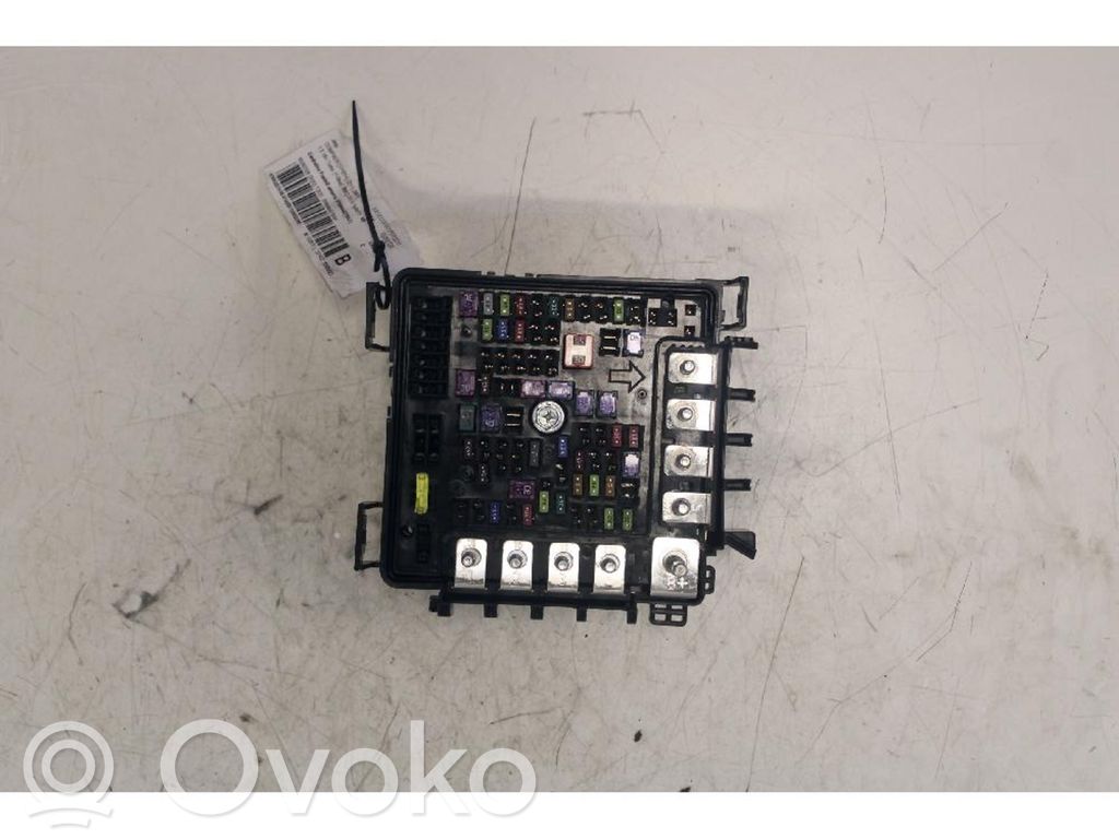 Jeep Compass Fuse module 