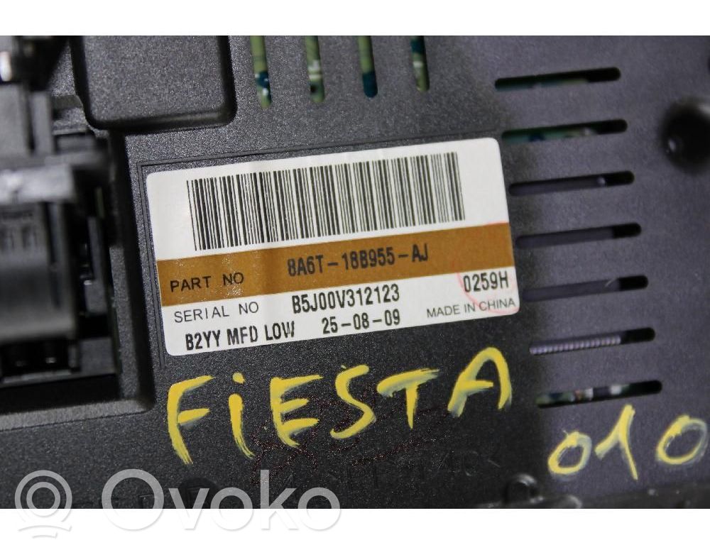 Ford Fiesta Screen/display/small screen 