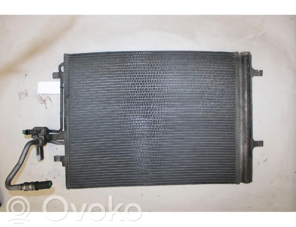 Land Rover Freelander 2 - LR2 Radiatore di raffreddamento A/C (condensatore)