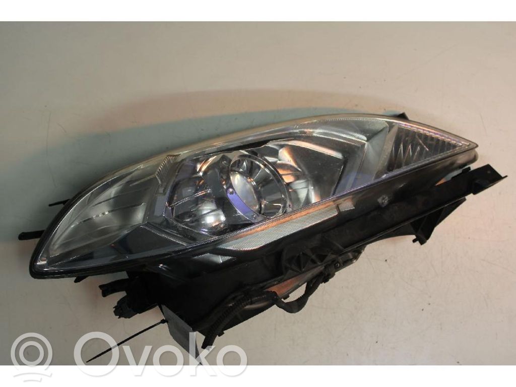 Honda FR-V Lampa przednia 