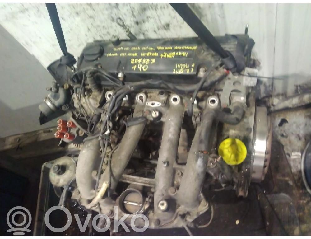 Mercedes-Benz 190 W201 Engine 