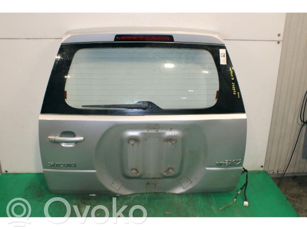 Suzuki Grand Vitara II Couvercle de coffre