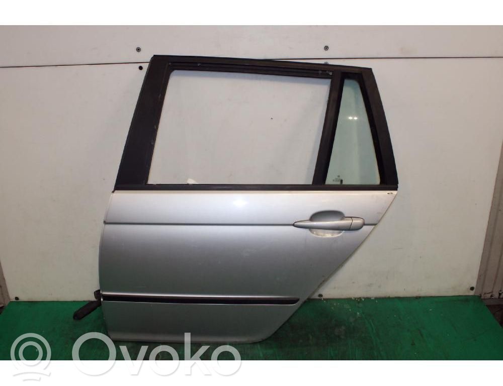 Puerta trasera   41527034155