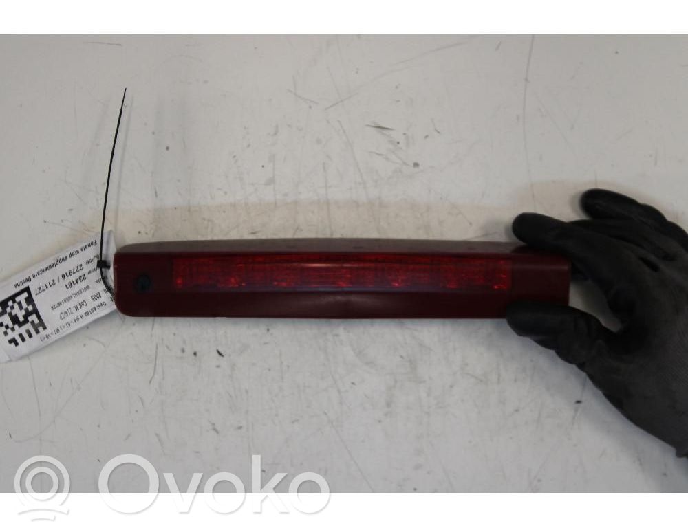 Opel Astra H Trzecie światło stop 